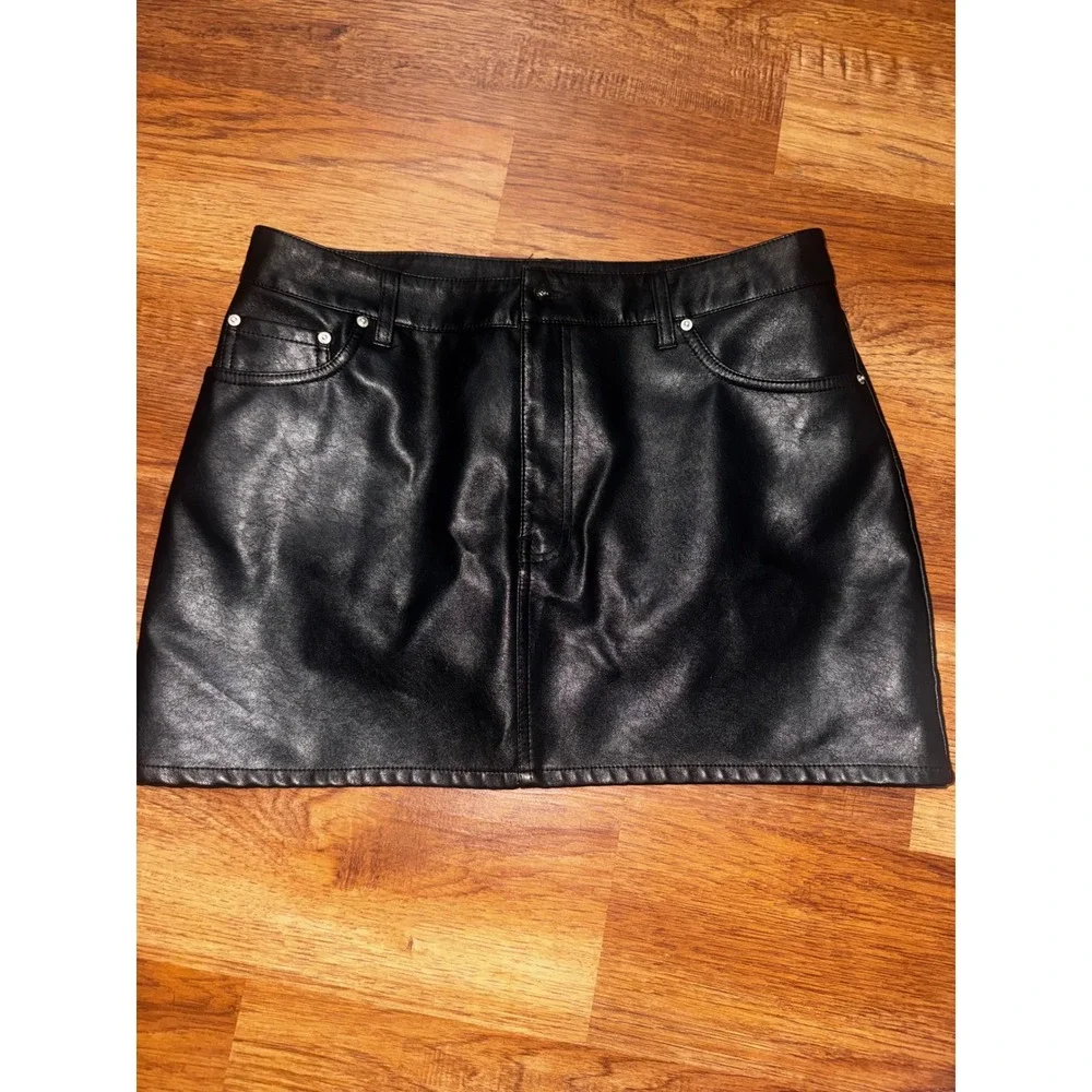 PacSun Womens Black Faux Leather Mini Skirt High Waisted Size M